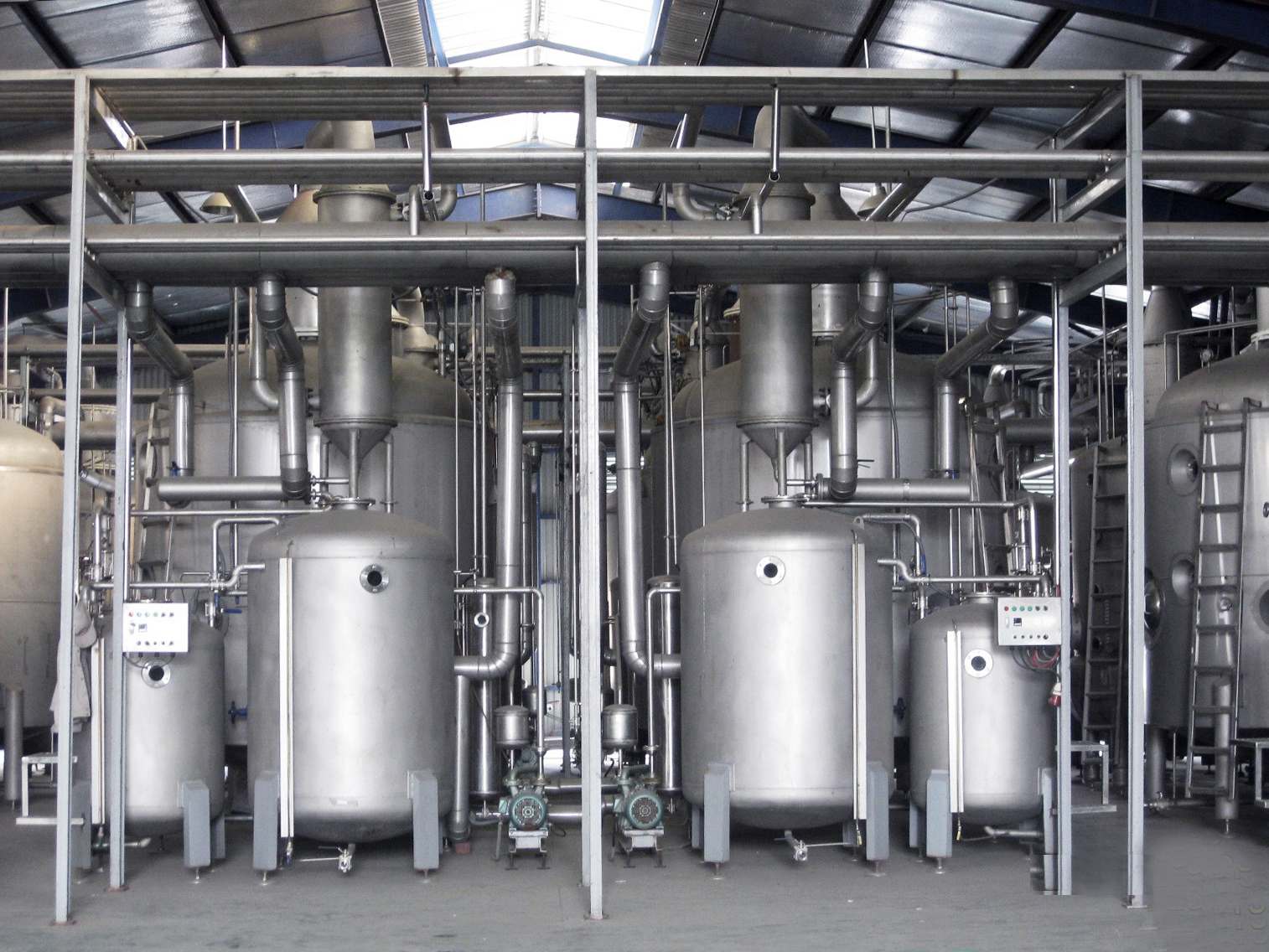 Vacuum Distillation Plant with tube heat exchanger